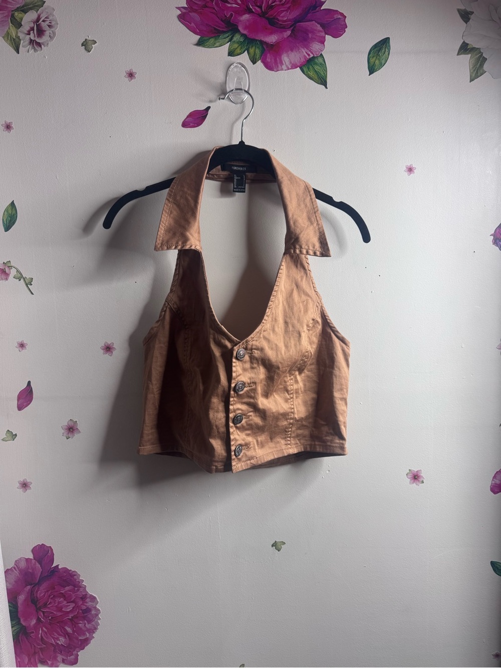 Sleeveless Brown Button-Front Collared Crop Top